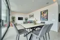 Mieszkanie 2 pokoi 86 m² Benalmadena, Hiszpania