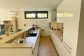 Mieszkanie 2 pokoi 102 m² Tivat, Czarnogóra