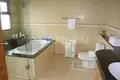 3-Schlafzimmer-Villa 377 m² Ban Bang Thao, Thailand