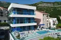 3-Schlafzimmer-Villa 352 m² Budva, Montenegro