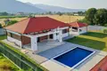 Casa rural Kuća 200 m² na Prodaju – Podgorica