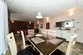 4-Schlafzimmer-Villa 495 m² Budva, Montenegro