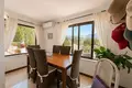 4 bedroom house 170 m² Dos Hermanas, Spain