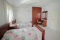 Haus 8 Schlafzimmer  Lustica, Montenegro