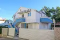 Casa 8 habitaciones 350 m² Slatine, Croacia