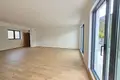 2 bedroom apartment 114 m² Kamenovo, Montenegro