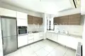 Mieszkanie 2 pokoi 90 m² w Nikozja, Cypr