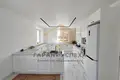 House 200 m² Ciuchinicy, Belarus