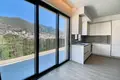 Mieszkanie 2 pokoi 102 m² Tivat, Czarnogóra