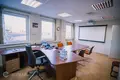 Propiedad comercial 15 habitaciones 3 783 m² en Riga, Letonia