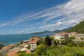 Atterrir  Sveti Stefan, Monténégro