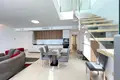3 bedroom apartment 215 m² Dos Hermanas, Spain