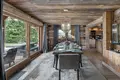 Chalet 7 rooms 280 m² in Saint Georges sur Allier, France