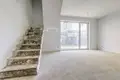 3 bedroom apartment 78 m² Piastow, Poland