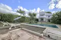 5 bedroom house 270 m² Dos Hermanas, Spain