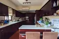 5-Schlafzimmer-Villa 300 m² Germasogeia, Zypern