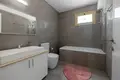 4 bedroom apartment 213 m² Chloraka, Cyprus