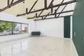 Коммерческое помещение 1 комната 83 м² в Отвоцке, Польша