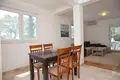 Casa 4 habitaciones 400 m² Katun Rezevici, Montenegro