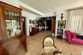 4-Schlafzimmer-Villa 260 m² Estepona, Spanien