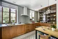 Дом 4 комнаты 250 м² Варшава, Польша