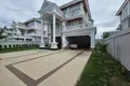 Willa 5 pokojów  w Ta Ngov Kandal, Kambodża