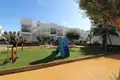 Bungalow z 2 sypialniami 64 m² Torrevieja, Hiszpania
