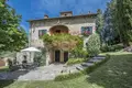 Propiedad comercial 675 m² en Greve in Chianti, Italia