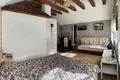 Cottage 6 bedrooms 200 m² Mirski sielski Saviet, Belarus