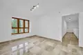 Дом 6 комнат 235 м² в Варшаве, Польша