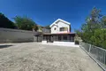 Haus 4 Schlafzimmer 200 m² in Ayios Amvrosios, Zypern