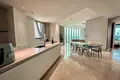 2 bedroom apartment 178 m² Bangkok, Thailand