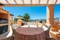Wohnung 3 Schlafzimmer 230 m² Estepona, Spanien