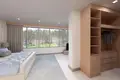 Вилла 2 спальни 225 м² Си Сунтон, Таиланд