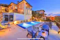 5-Schlafzimmer-Villa 250 m² Türkei, Türkei