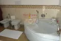 5-Zimmer-Villa 300 m² Sanremo, Italien