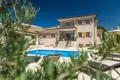 4 bedroom Villa 438 m² Grad Rovinj, Croatia
