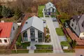 Land 1 909 m² Warsaw, Poland