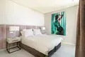 Mieszkanie 3 pokoi 275 m² Marbella, Hiszpania