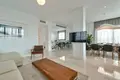 Mieszkanie 2 pokoi 116 m² Jermasoja, Cypr