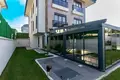 5 bedroom villa 340 m² Beylikduzu, Turkey