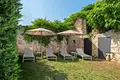 Вилла 4 спальни 350 м² Пореч, Хорватия