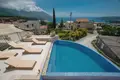 Villa de tres dormitorios 170 m² Becici, Montenegro