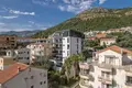 Mieszkanie 2 pokoi 67 m² Sveti Stefan, Czarnogóra