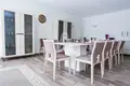 villa de 5 dormitorios  Tivat, Montenegro