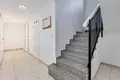 Mieszkanie 2 pokoi 57 m² Torrevieja, Hiszpania