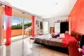 6 bedroom house 737 m² Dos Hermanas, Spain