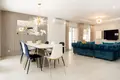 5 bedroom house 335 m² Dos Hermanas, Spain
