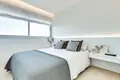 Mieszkanie 2 pokoi 87 m² Torrevieja, Hiszpania