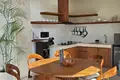 Mieszkanie 3 pokoi 160 m² Seminyak, Indonezja